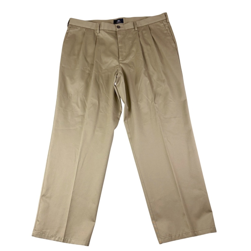 Dockers 42x32 Khaki Tan Relaxed Fit Pleated Cotton Chino Pants Workwear Classic